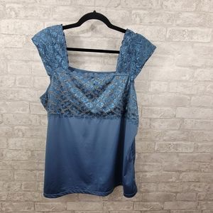 Under Cover Agent top women's 2XL